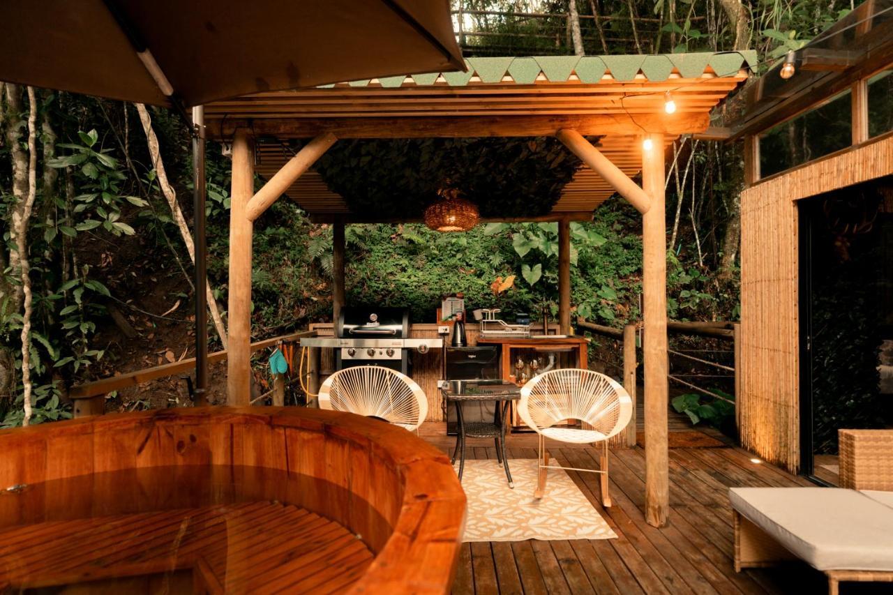Hotel Bubblesky Glamping Guatapé Exterior foto